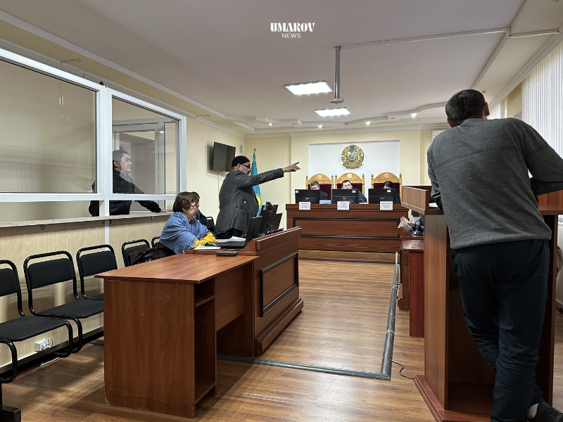 Спустя 2 года в Уральске вновь рассматривают дело об убийстве, где мать погибшего парня, считает, что на скамье подсудимых оказался невиновный человек